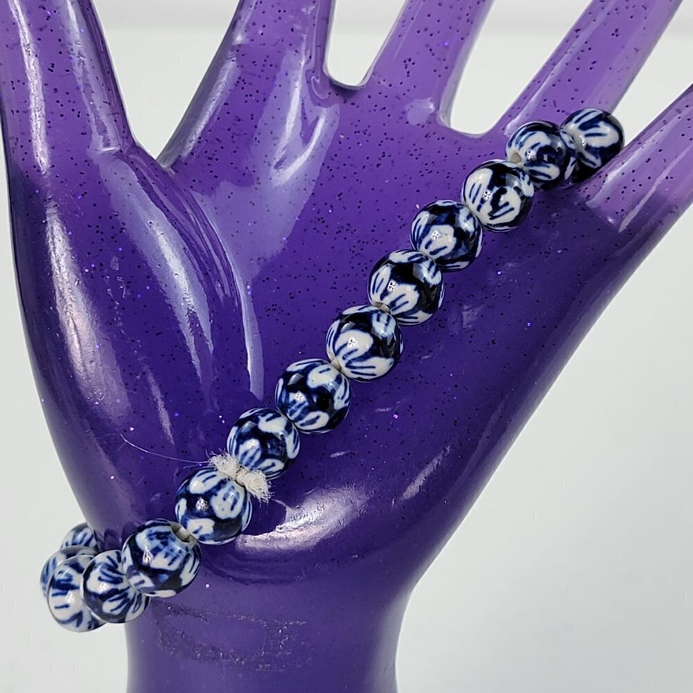 Blue And White Porcelain Ball Beaded Stretch Bracelet 7.5" Sizable Expandable